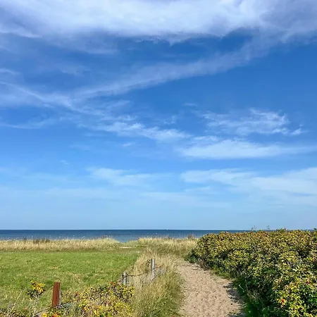 בית נופש Colourful Near Middelfart *